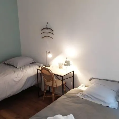 A L'ombre De L'abbatiale, 90 M² Renoves 3